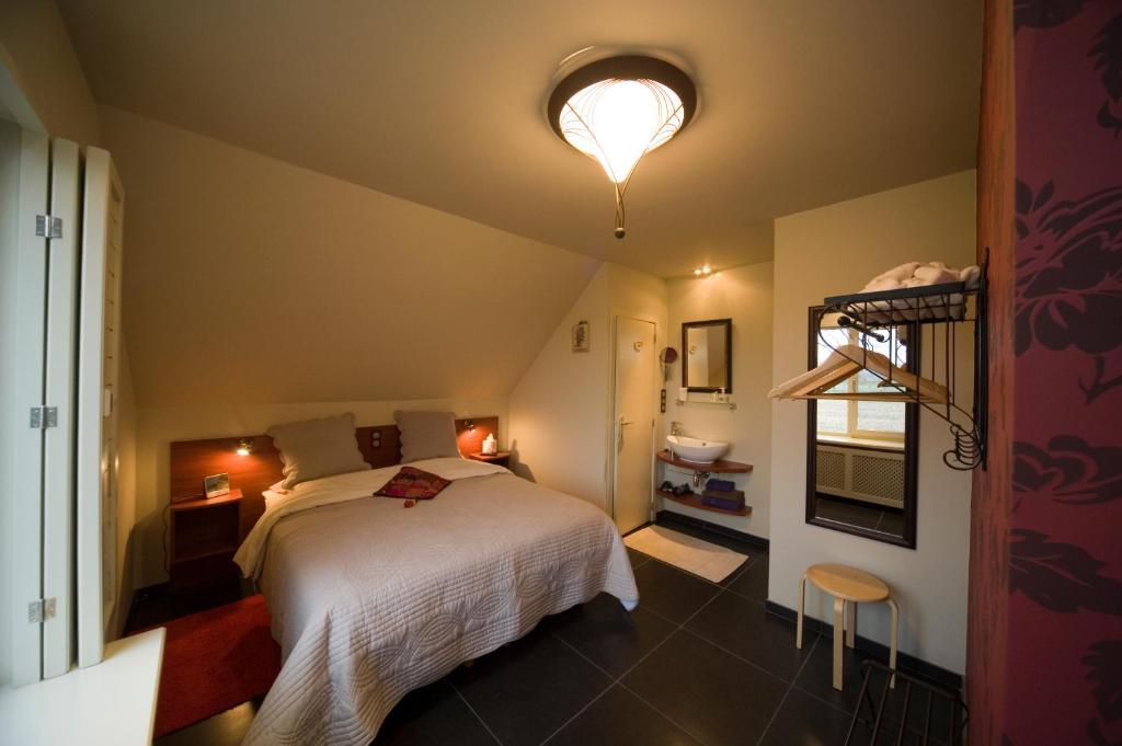 B&B Artiriacumhoeve Zedelgem Ruang foto