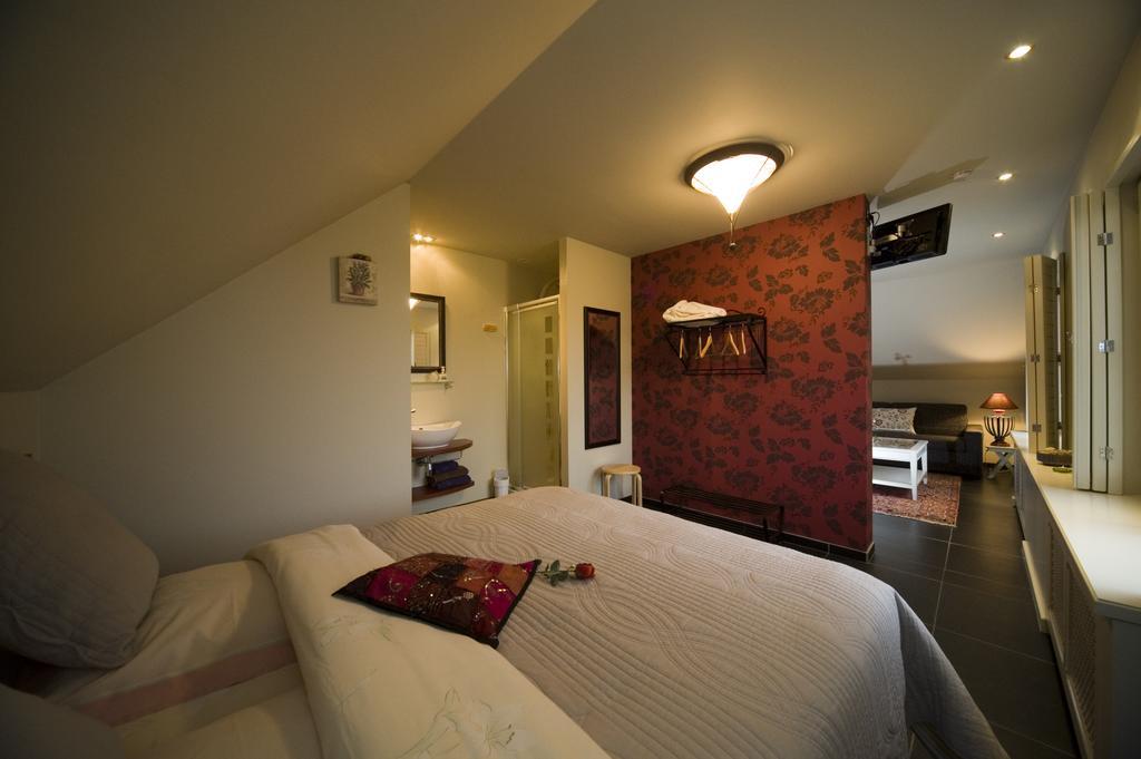 B&B Artiriacumhoeve Zedelgem Bagian luar foto